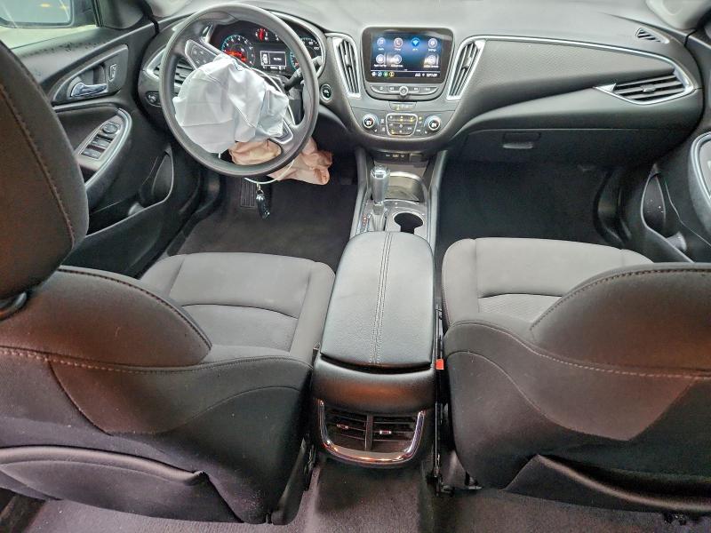 Photo 8 from auction – 2020 CHEVROLET MALIBU LT with VIN 1G1ZD5ST2LF025329