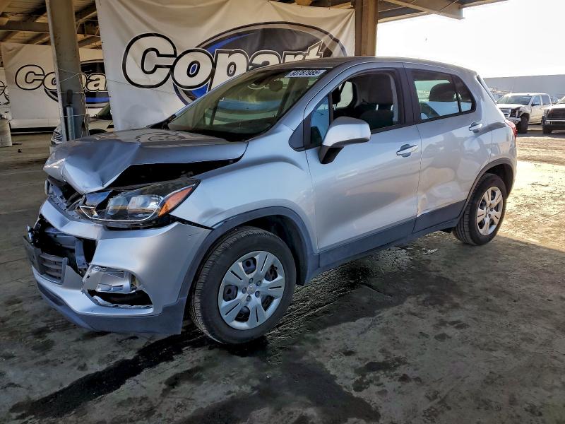 CHEVROLET TRAX LS 2018 with VIN 3GNCJKSB3JL226372 - Photo from auction