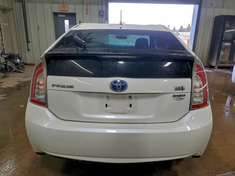Photo 6 from auction – 2014 TOYOTA PRIUS with VIN JTDKN3DU4E0375759