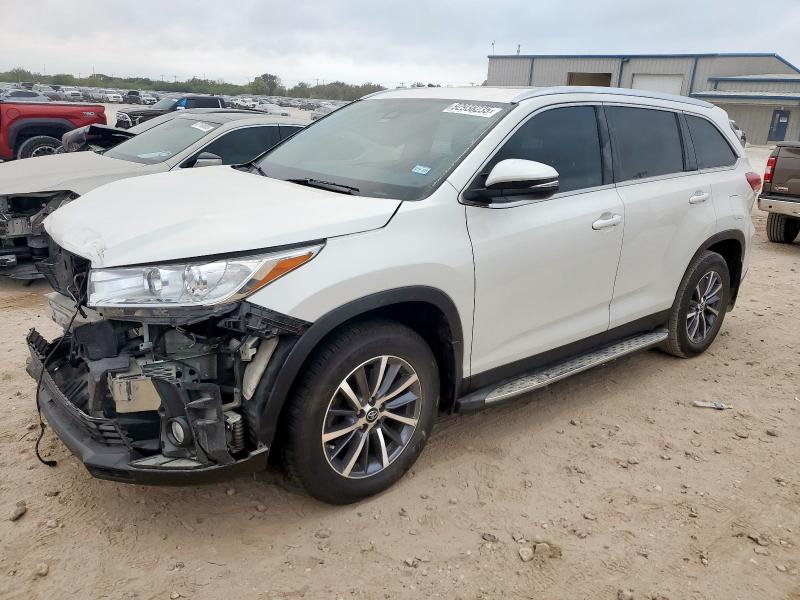 TOYOTA HIGHLANDER 2019 with VIN 5TDKZRFH6KS552229 - Photo from auction