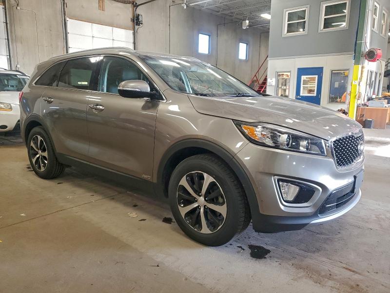 Photo 4 from auction – 2016 KIA SORENTO EX with VIN 5XYPHDA19GG093949