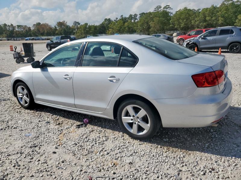 Photo 2 from auction – 2013 VOLKSWAGEN JETTA BASE with VIN 3VW2K7AJXDM296437