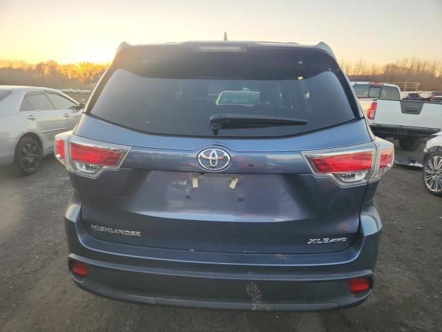 Photo 6 from auction – 2016 TOYOTA HIGHLANDER with VIN 5TDJKRFH1GS318054
