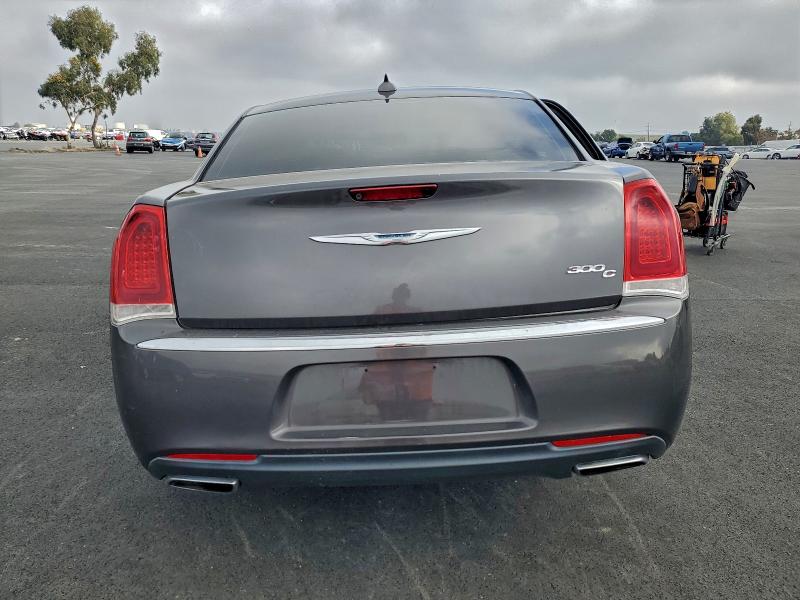 Photo 6 from auction – 2016 CHRYSLER 300C with VIN 2C3CCAEGXGH298437