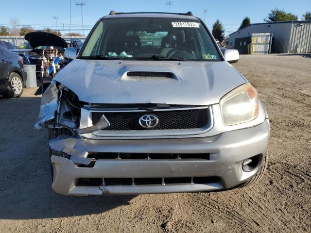 Photo 5 from auction – 2005 TOYOTA RAV4 with VIN JTEGD20VX50052507