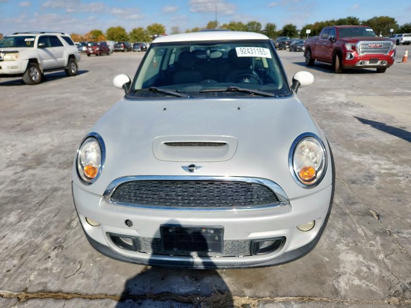 Photo 5 from auction – 2012 MINI COOPER S with VIN WMWSV3C55CT387213