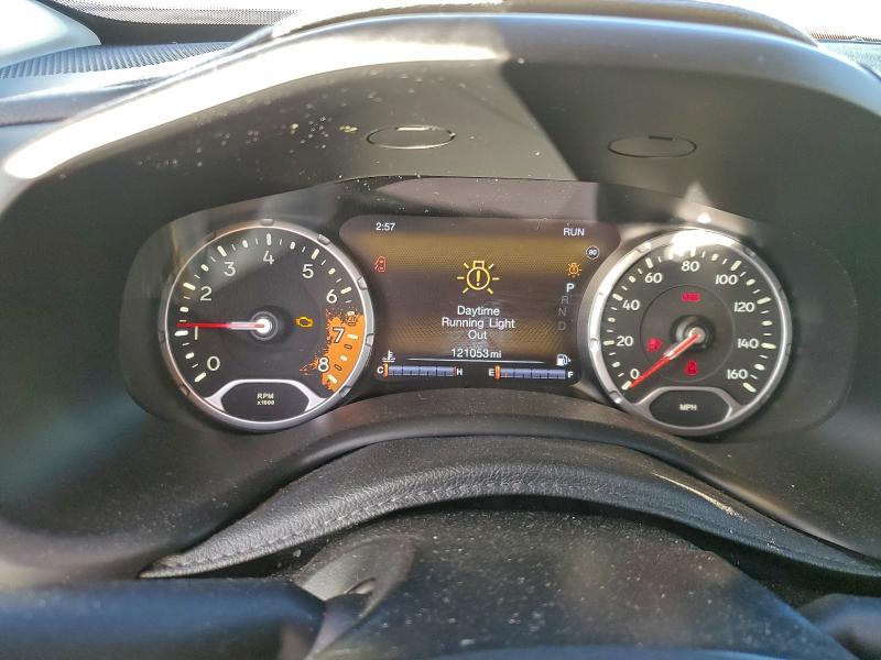 Photo 9 from auction – 2017 JEEP RENEGADE T with VIN ZACCJBCB4HPE47729