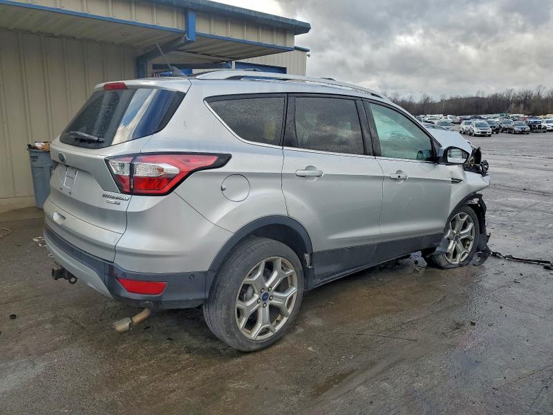 Photo 3 from auction – 2018 FORD ESCAPE TIT with VIN 1FMCU9J97JUA70507