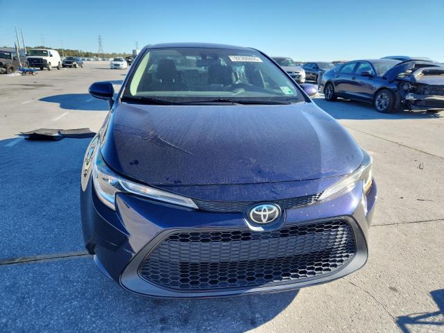 Photo 5 from auction – 2022 TOYOTA COROLLA LE with VIN 5YFEPMAE4NP326559
