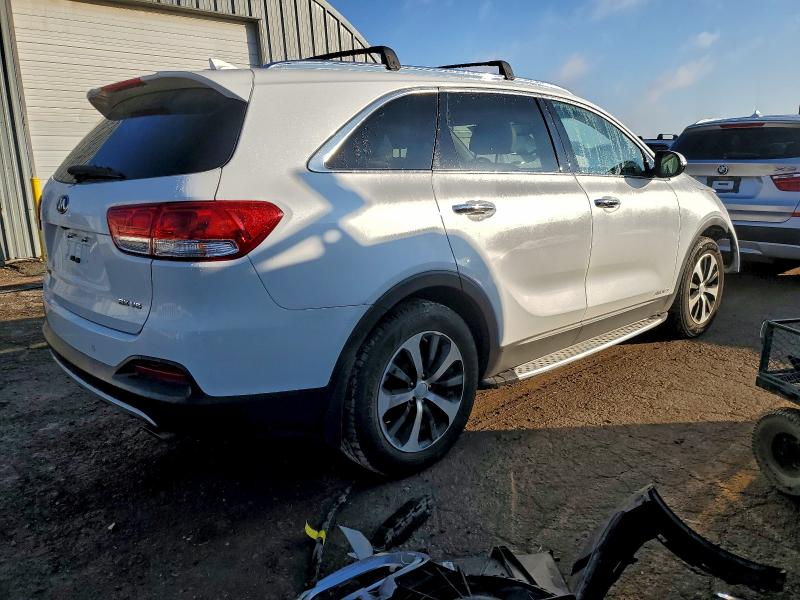 Photo 3 from auction – 2018 KIA SORENTO EX with VIN 5XYPHDA59JG357942