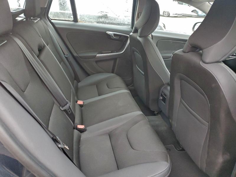 Photo 10 from auction – 2015 VOLVO V60 with VIN YV140MEJ9F1224813
