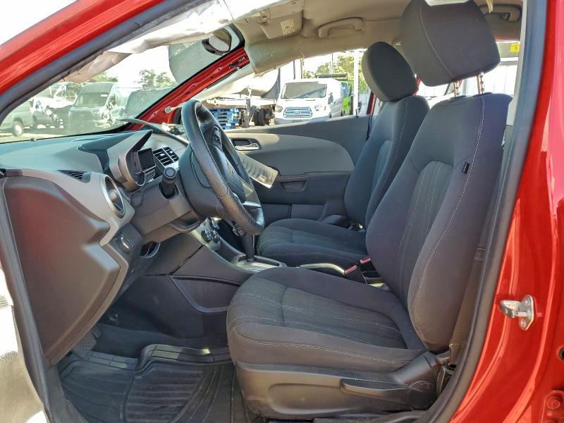 Photo 7 from auction – 2014 CHEVROLET SONIC LT with VIN 1G1JC5SH5E4154028
