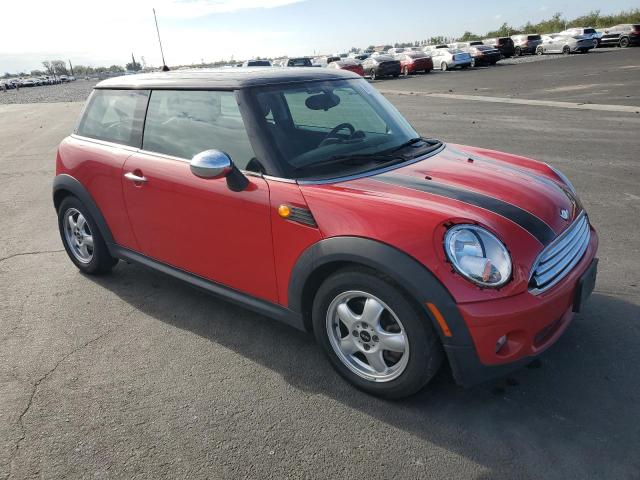 Photo 4 from auction – 2007 MINI COOPER with VIN WMWMF33567TU61413