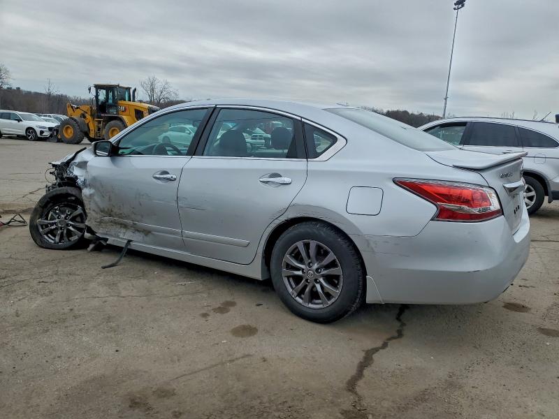 Photo 2 from auction – 2015 NISSAN ALTIMA 2.5 with VIN 1N4AL3AP2FN398645