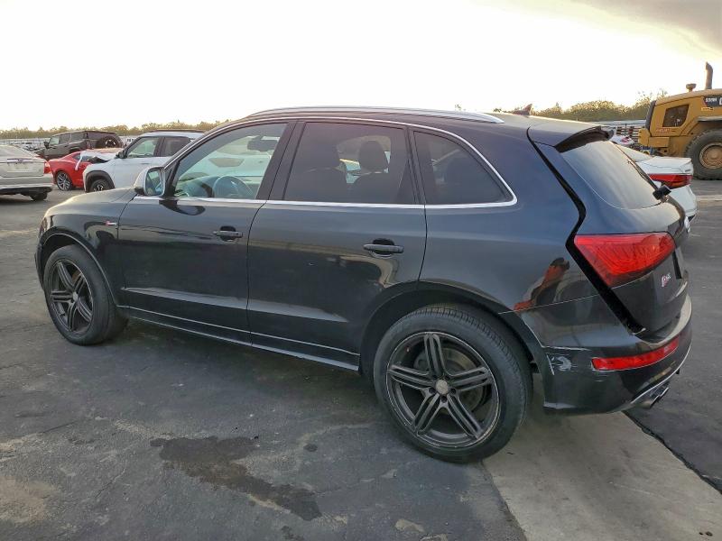 Photo 2 from auction – 2014 AUDI SQ5 PREMIU with VIN WA1CGAFP3EA129865