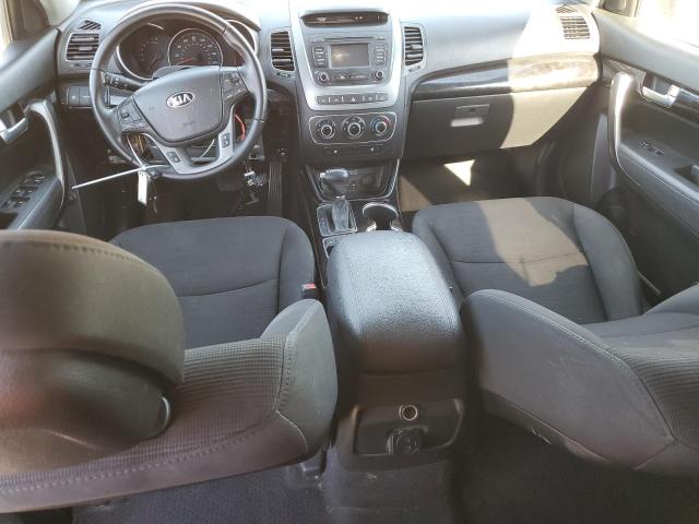 Photo 8 from auction – 2014 KIA SORENTO LX with VIN 5XYKTDA71EG541272