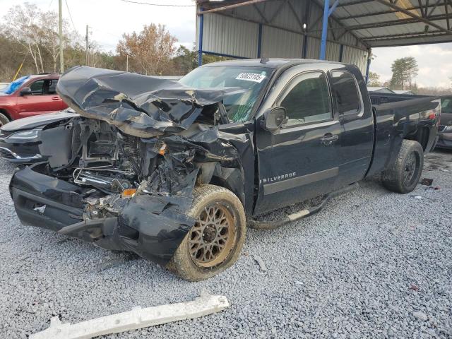 CHEVROLET SILVERADO 2007 with VIN 1GCEC19067Z585792 - Photo from auction