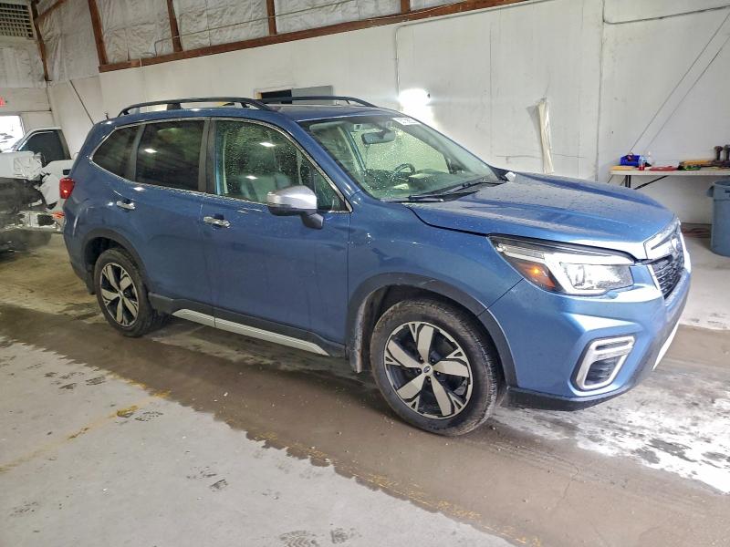 Photo 4 from auction – 2019 SUBARU FORESTER T with VIN JF2SKAWC7KH450535
