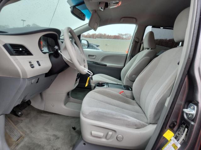 Photo 7 from auction – 2012 TOYOTA SIENNA LE with VIN 5TDKK3DC6CS176481