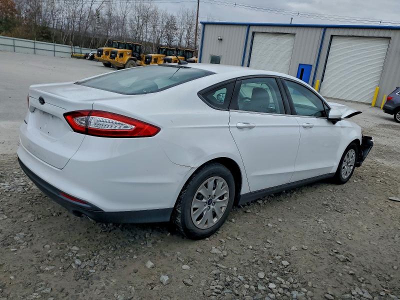 Photo 3 from auction – 2013 FORD FUSION with VIN 3FA6P0G71DR304975
