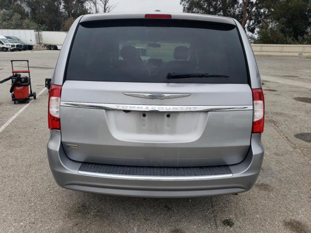 Photo 6 from auction – 2016 CHRYSLER TOWN & COU with VIN 2C4RC1BG1GR296483