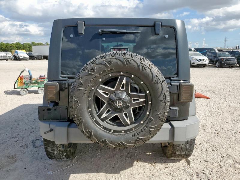 Photo 6 from auction – 2015 JEEP WRANGLER U with VIN 1C4BJWDG0FL689187