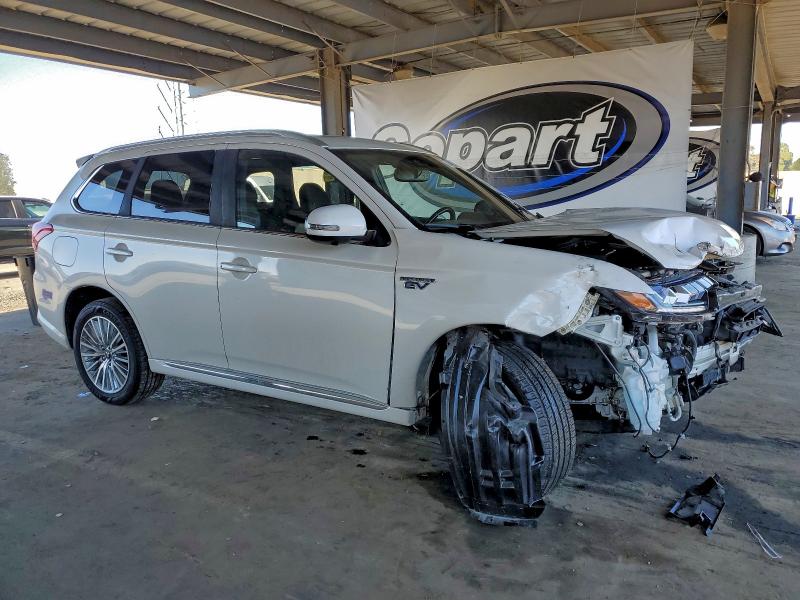 Photo 4 from auction – 2019 MITSUBISHI OUTLANDER with VIN JA4J24A57KZ044232
