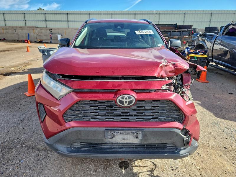 Photo 5 from auction – 2019 TOYOTA RAV4 LE with VIN JTMF1RFV2KD020034