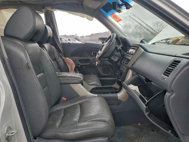 Photo 7 from auction – 2006 HONDA PILOT EX with VIN 2HKYF18516H504785