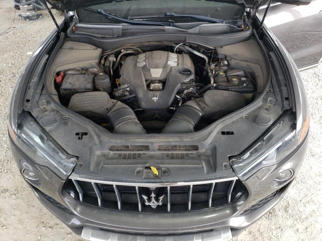 Photo 12 from auction – 2017 MASERATI LEVANTE LU with VIN ZN661XUL3HX239595