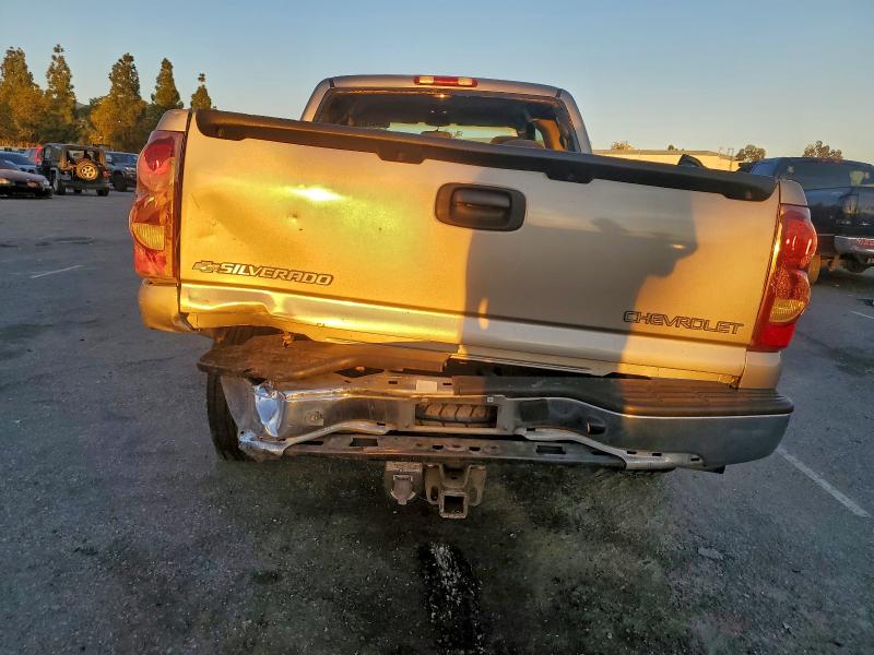 Photo 6 from auction – 2003 CHEVROLET SILVERADO with VIN 2GCEC19V631129970