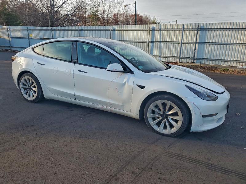 Photo 4 from auction – 2022 TESLA MODEL 3 with VIN 5YJ3E1EA9NF368708