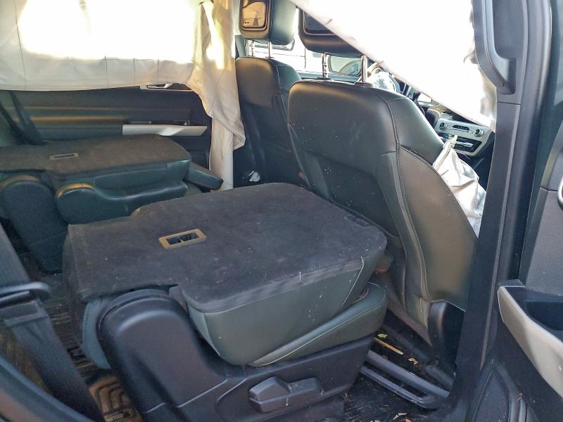 Photo 10 from auction – 2022 FORD EXPLORER T with VIN 1FMSK8JH8NGB25425
