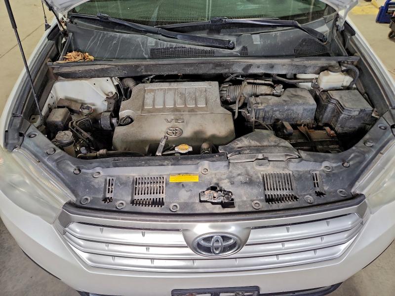 Photo 12 from auction – 2012 TOYOTA HIGHLANDER with VIN 5TDBK3EH0CS169312