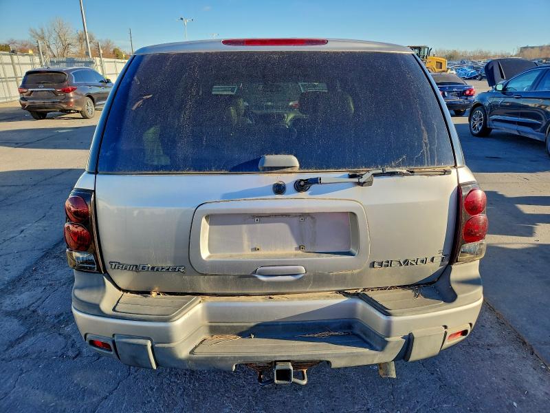 Photo 6 from auction – 2004 CHEVROLET TRAILBLAZE with VIN 1GNDT13S542250797