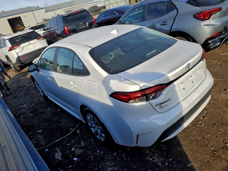 Photo 2 from auction – 2021 TOYOTA COROLLA LE with VIN 5YFEPMAE2MP244540