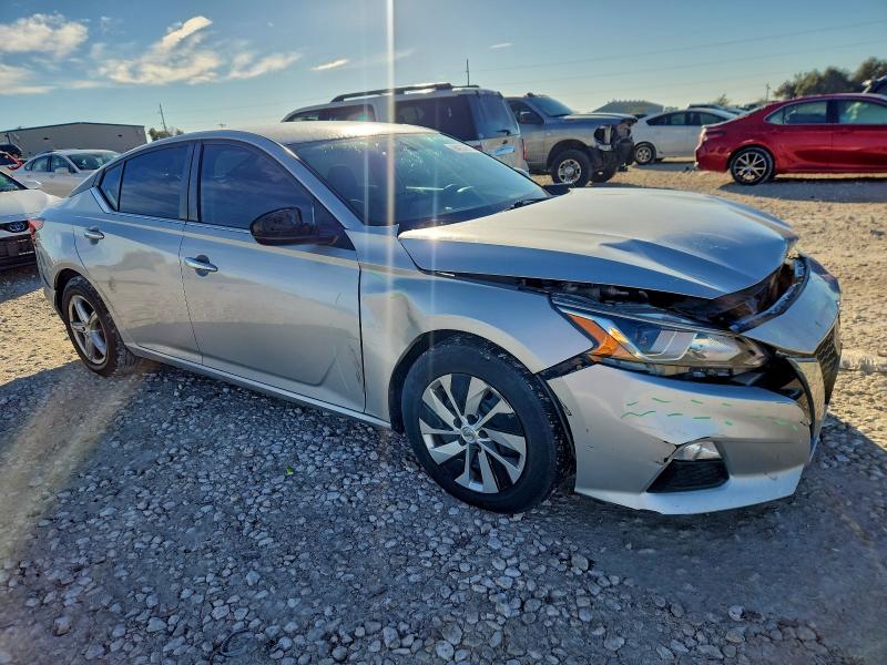 Photo 4 from auction – 2019 NISSAN ALTIMA S with VIN 1N4BL4BV9KC224990