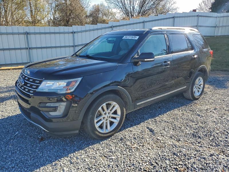 FORD EXPLORER X 2017 with VIN 1FM5K7D86HGA77611 - Photo from auction