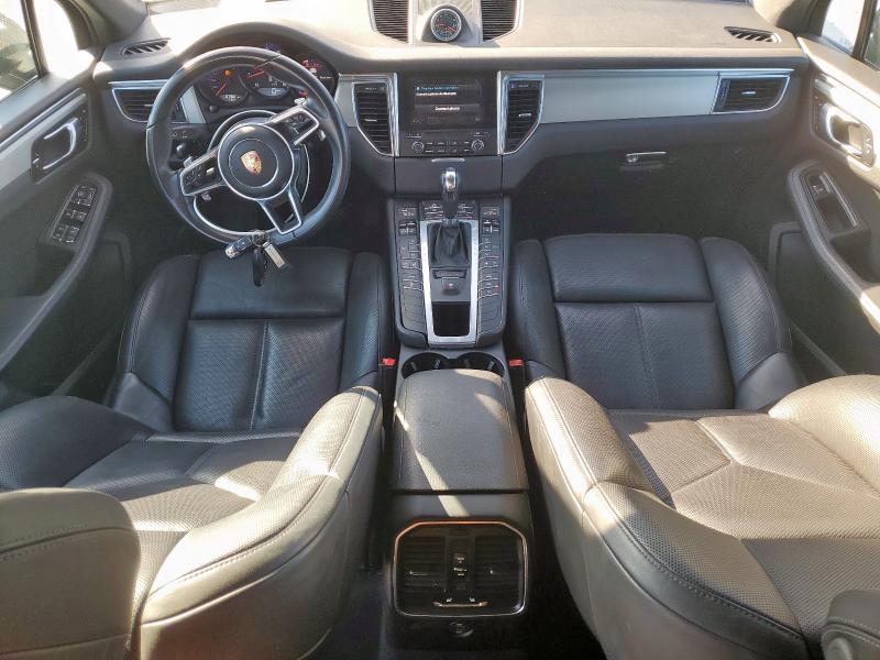 Photo 8 from auction – 2018 PORSCHE MACAN with VIN WP1AA2A55JLB05901