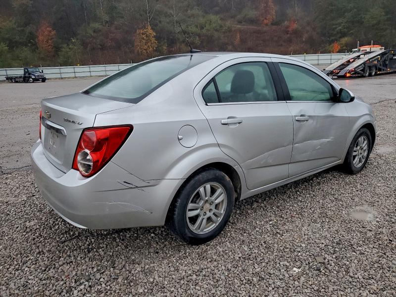Photo 3 from auction – 2014 CHEVROLET SONIC LT with VIN 1G1JC5SH7E4175690