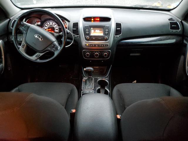 Photo 8 from auction – 2014 KIA SORENTO LX with VIN 5XYKT3A69EG532871