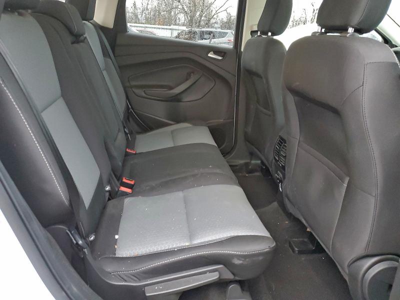 Photo 11 from auction – 2018 FORD ESCAPE SE with VIN 1FMCU0GD4JUD42535