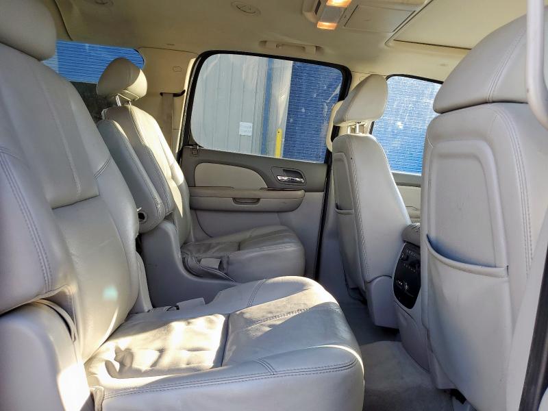 Photo 11 from auction – 2007 CHEVROLET SUBURBAN C with VIN 3GNFC16017G295458
