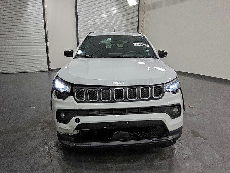 Photo 5 from auction – 2024 JEEP COMPASS LA with VIN 3C4NJDBN3RT604189
