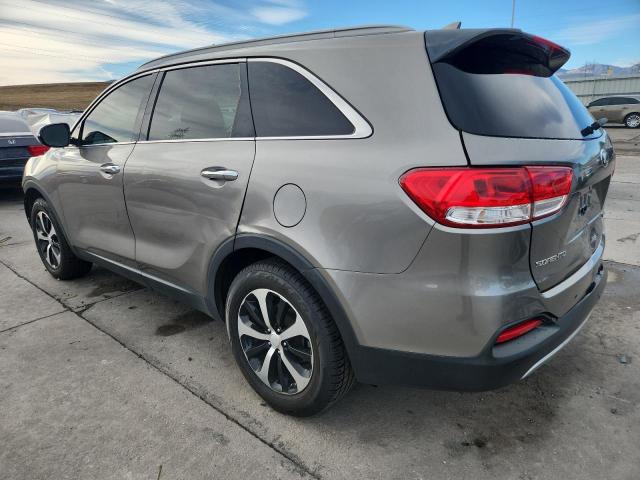 Photo 2 from auction – 2016 KIA SORENTO EX with VIN 5XYPH4A15GG032520