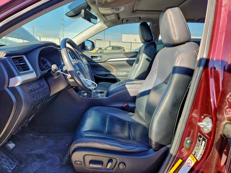 Photo 7 from auction – 2018 TOYOTA HIGHLANDER with VIN 5TDKZRFH0JS273079