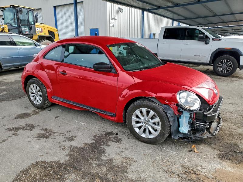Photo 4 from auction – 2017 VOLKSWAGEN BEETLE 1.8 with VIN 3VWF17AT3HM609310