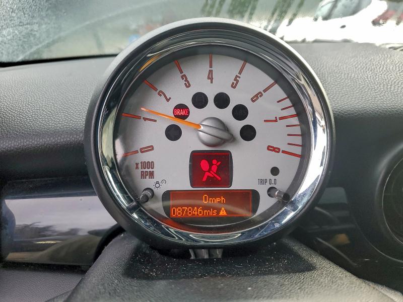 Photo 9 from auction – 2014 MINI COOPER S C with VIN WMWZG3C51ETY33367