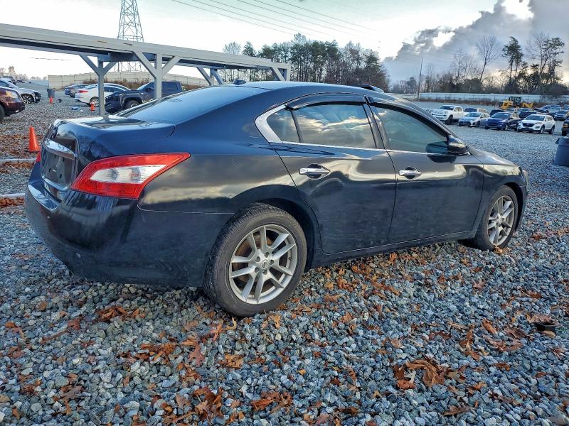 Photo 3 from auction – 2010 NISSAN MAXIMA S with VIN 1N4AA5AP3AC838782