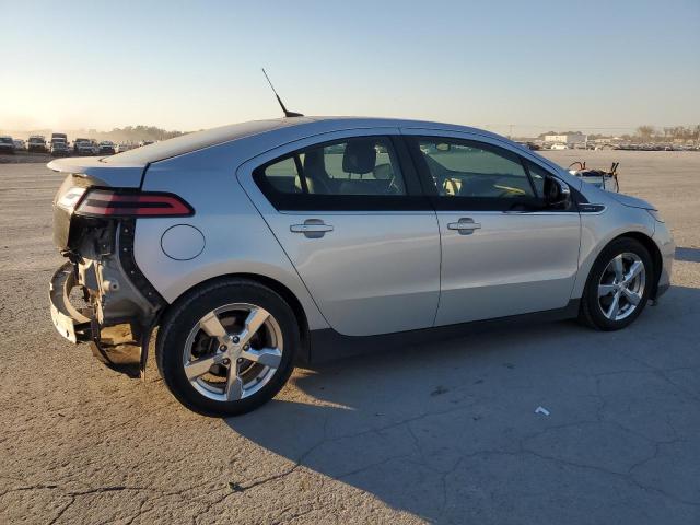 Photo 3 from auction – 2012 CHEVROLET VOLT with VIN 1G1RD6E48CU105904